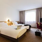Hotel Novotel West