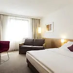 Novotel West Hotel 4*