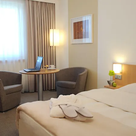 Novotel West 4*