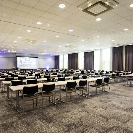 Novotel West 4*