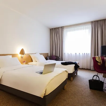 Hotel Novotel West