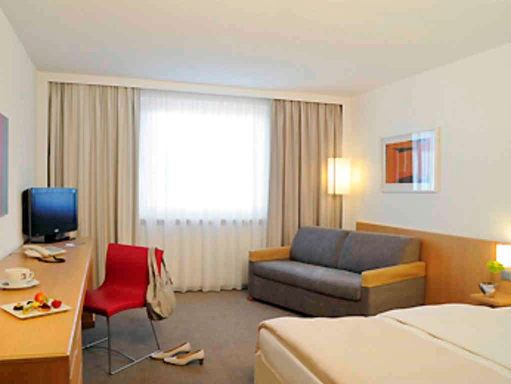 Hotel Novotel West 4*